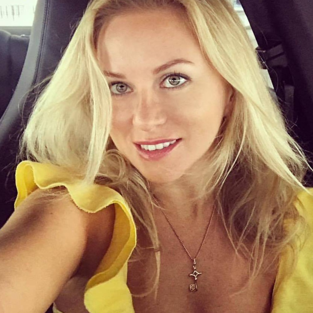 Meet your Posher, Iryna